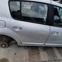 DCIA SANDERO 2009 - PORTA POSTERIORE DESTRO