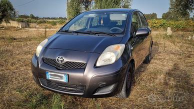 Toyota Yaris  1.0 168000 km