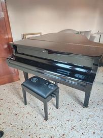 Pianoforte a corda Petrof