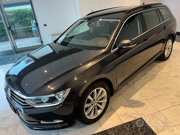 VOLKSWAGEN Passat Variant 2.0 TDI DSG BUSINESS 1