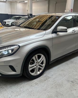 Mercedes-benz GLA 200 d Automatic 4Matic Premium
