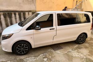Mercedes Vito molto Bello