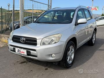 TOYOTA RAV4 2.2 D4D