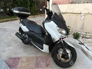 Xmax 250