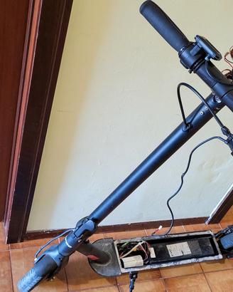 Monopattino Vivobike S1 Pro per ricambi/riparo