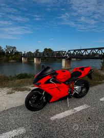 Ducati 848