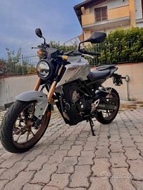 HONDA CB 125 R | PARI AL NUOVO
