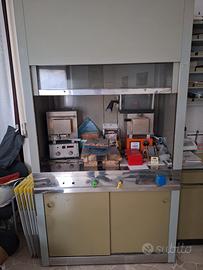 cappa per laboratorio odontotecnico