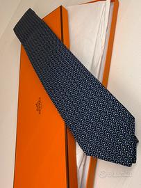 Cravatta Hermès nuova, mai utilizzata