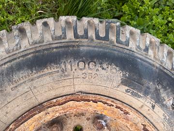 Gomma pneumatico con cerchio rimorchio agricolo 16