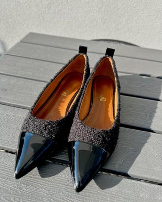 Ballerine a punta in vera pelle e bouclé .Nuove 37