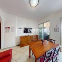 3 LOCALI CON BOX AUTO COMPRESO!