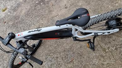 E-st100 e-bike in garanzia