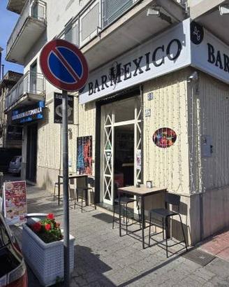 Attività / Licenza di 120 m² con 1 locale a Mercat
