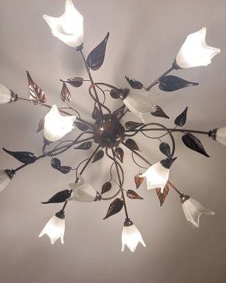Lampadario in ferro battuto