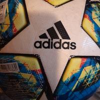 Adidas Champions League pallone 