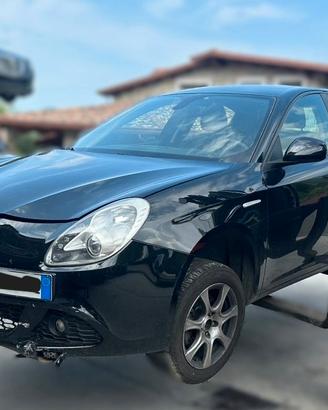 ALFA GIULIETTA (SOLO RICAMBI)