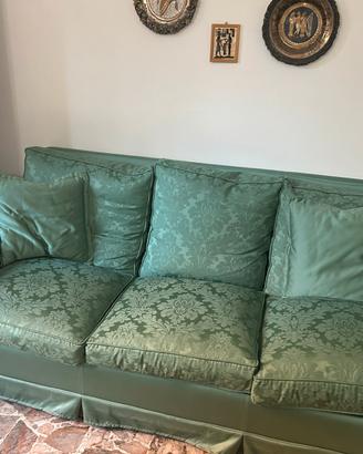Divano letto 3 posti e due poltrone