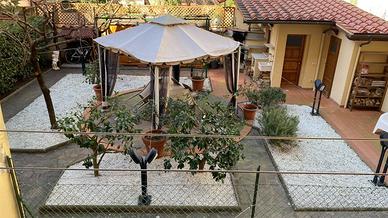 Gazebo giardino