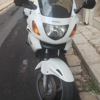 ACCETTO SCAMBI honda deauville