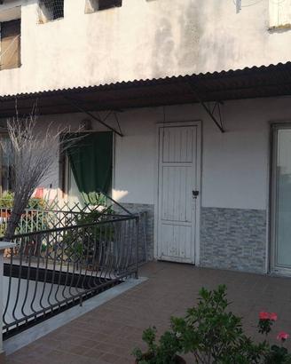 Casa indipendente di 180 m² con più di 5 locali a 