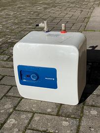 Scaldabagno 15lt Ariston