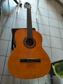 chitarra con custodia