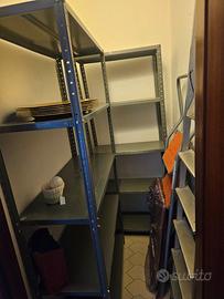 Scaffali metallici