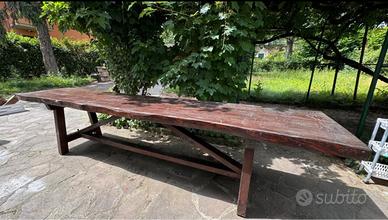 Tavolo artigianale in Pino di Svezia