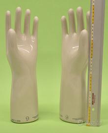 Stampi di mani per guanti in porcellana