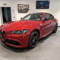Alfa Romeo Giulia 2.9 V6 Bi-Turbo AT8 Quadrifoglio