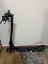 Monolattino elettrico vivo bike