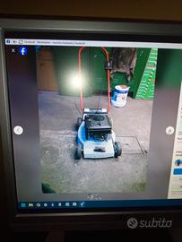 due rasaerba con motore a scoppio