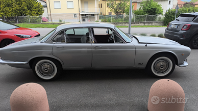 Jaguar XJ6 4.2 manuale
