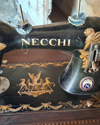 macchina da cucire fine anni 20 Necchi