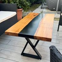 Tavolino artigianale Rovere + Resina nera