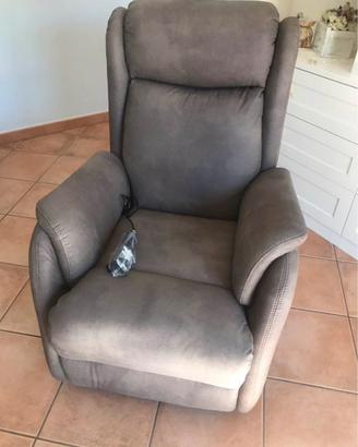 Poltrona elettrica Nuova in Garanzia