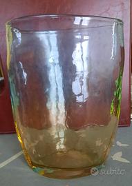 Vaso da fiori in vetro colorato