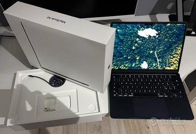 MacBook M2