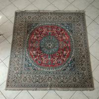 Tappeto persiano Nain usato in discrete condizioni