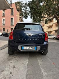 Mini couper countrymen