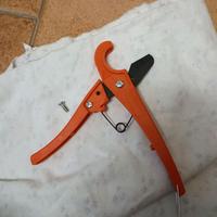 cesoia pvc e perforatore pelle nuovi