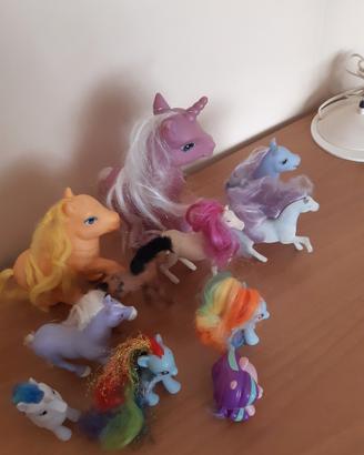 Cavalli tutti a solo con salvadanaio donna nuda