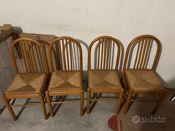 4 sedie in legno con seduta in paglia