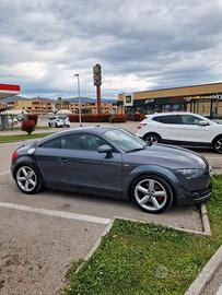 Audi TT 8J Sline