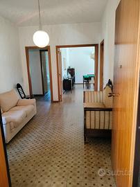 Cagliari Appartamento Quartiere Genneruxi