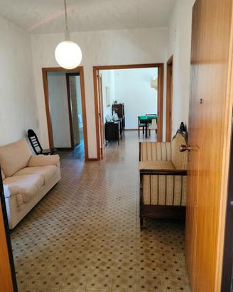 Cagliari Appartamento Quartiere Genneruxi