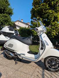 Vespa 300 Gts HPE