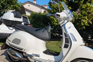 Vespa 300 Gts HPE