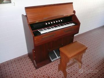 organo ad aria - armonium